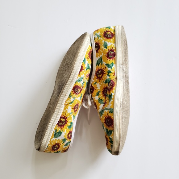 *SOLD American Apparel Sunflower Shoes 6 - Picture 3 of 7